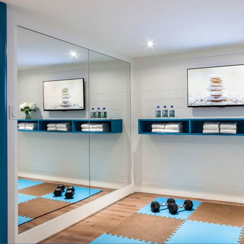wall mirror installation