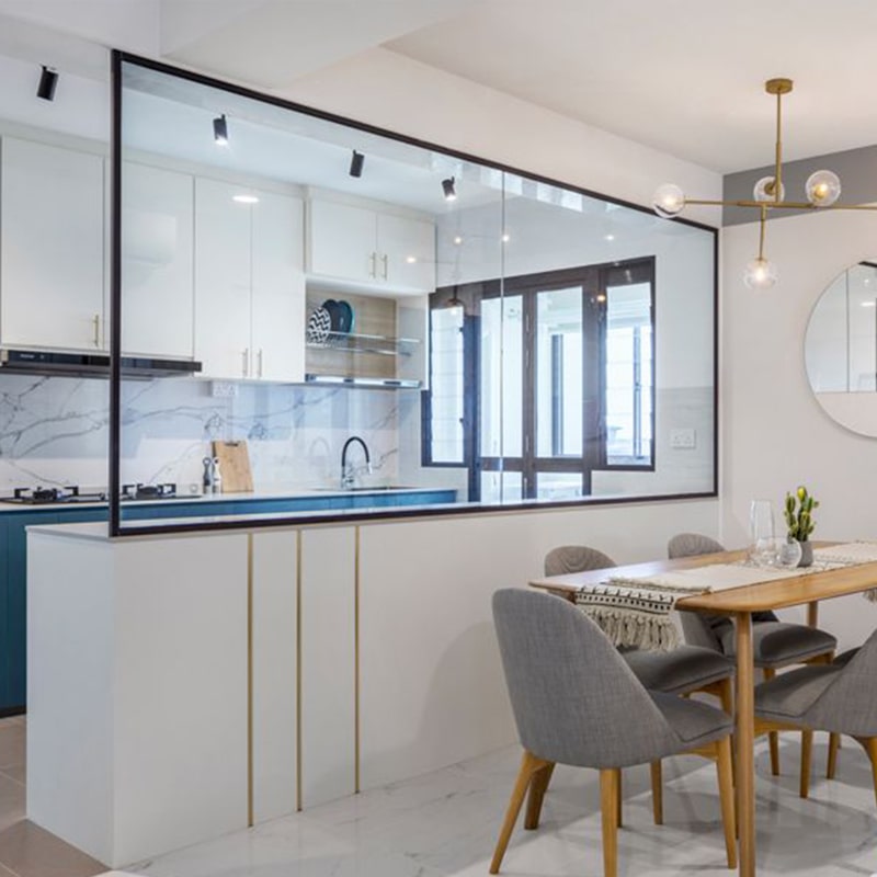 Kitchen Glass Installation